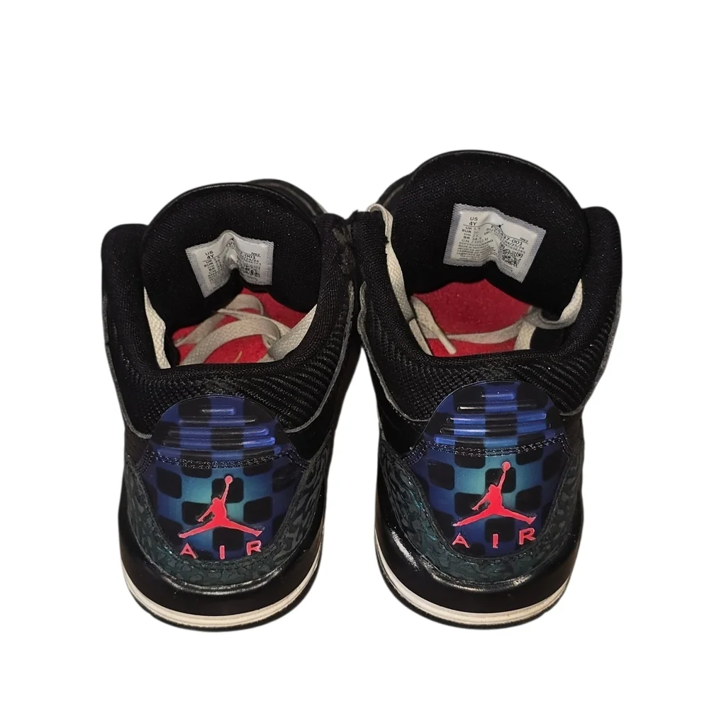 Nike Air Jordan 3 Retro 3 (GS) Youth Black Hyper Jade Red Sneaker Shoes Size 4Y